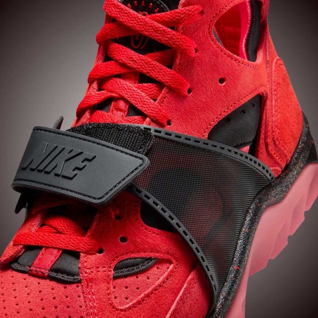 Nike Air Trainer Huarache Challenge Red Black 2026 IQ0615-600