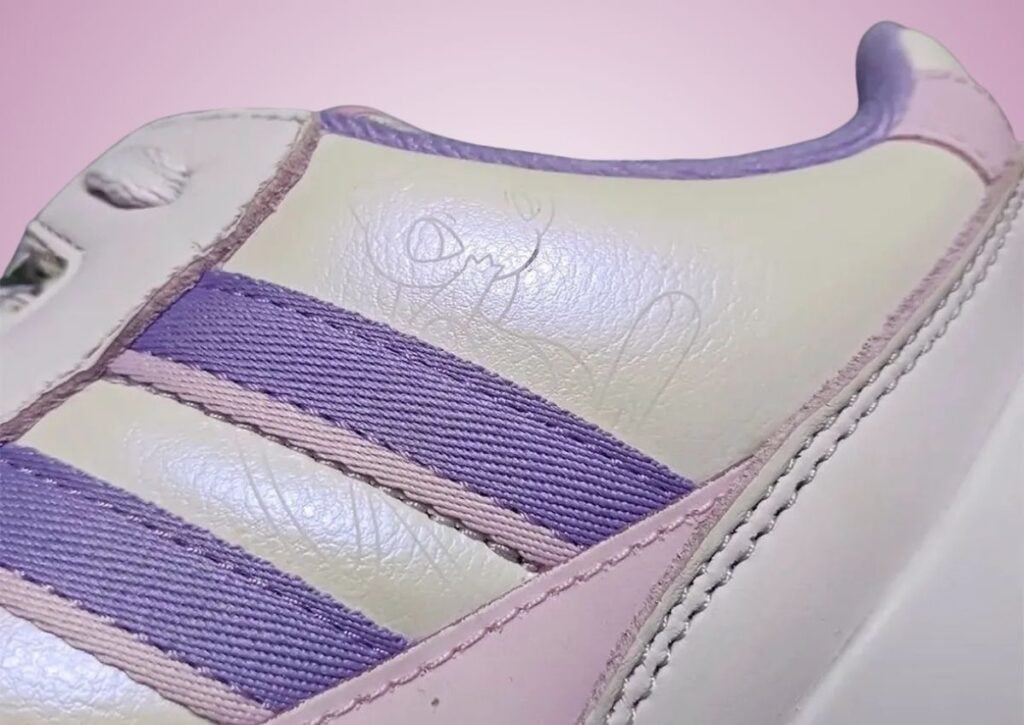 Pokemon adidas ZX 8000 Mewtwo KI5326