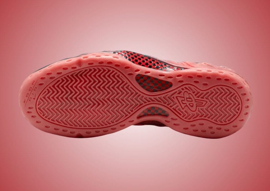 Stranger Things Nike Air Foamposite One IR7336-001