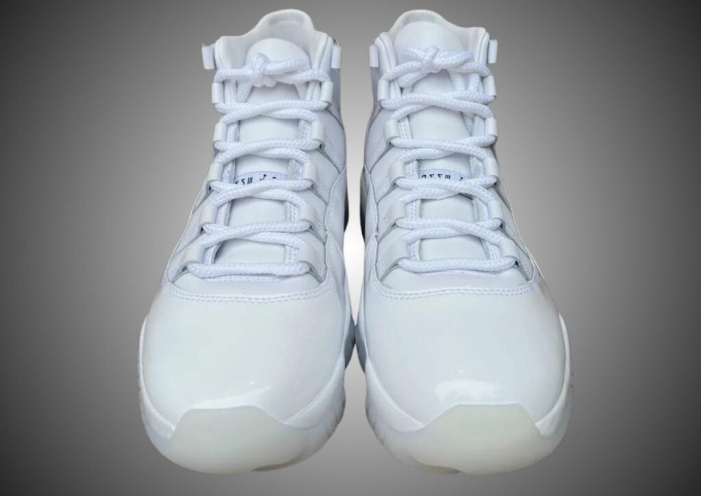 Comme des Garcons Air Jordan 11 White IV7639-100
