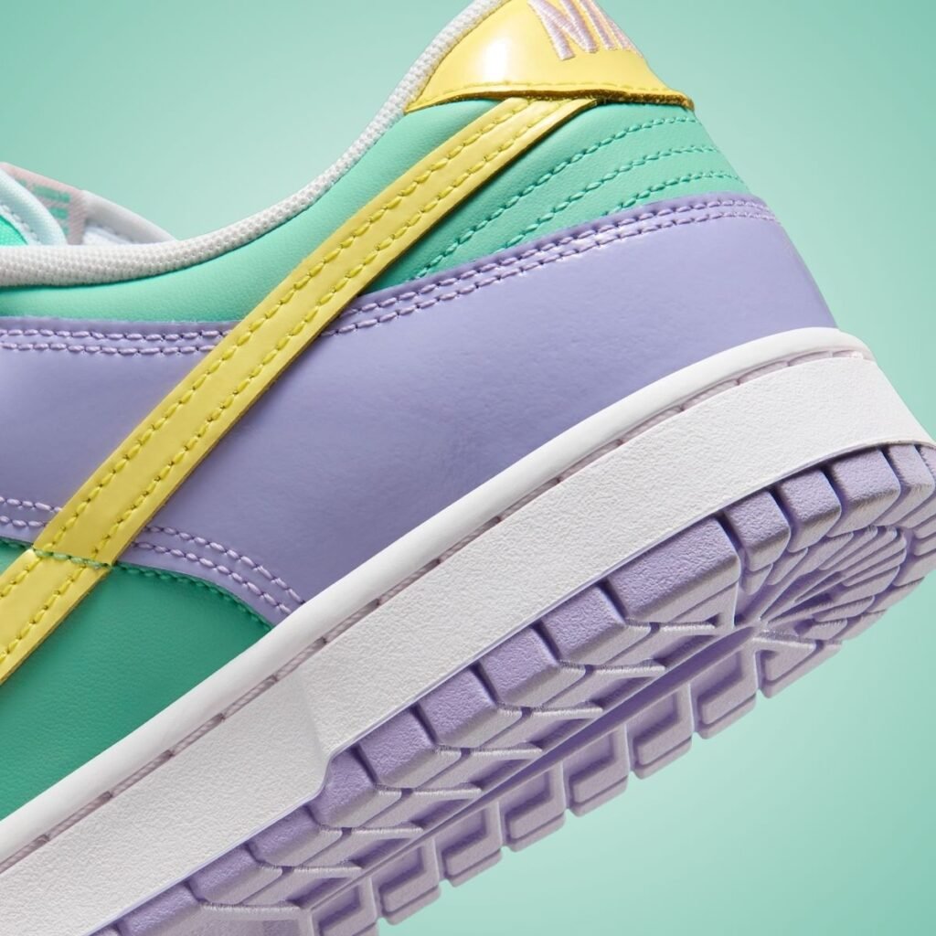 Nike Dunk Low Easter 2026 IQ9404-349