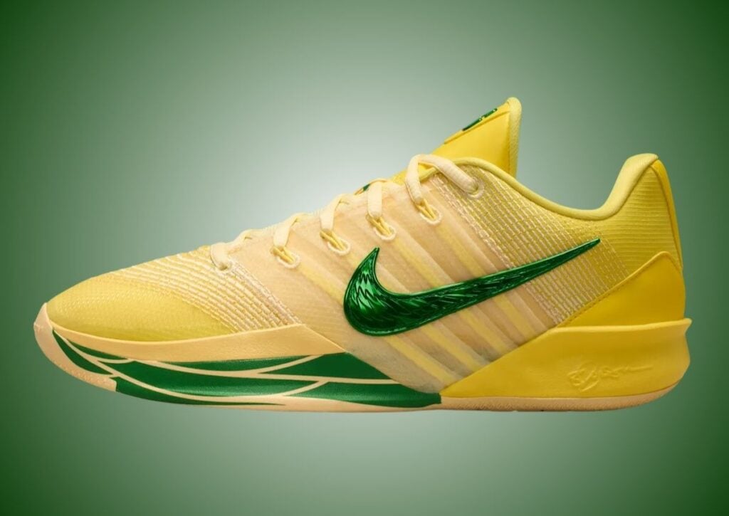 Nike Sabrina 3 Oregon Ducks IR2478-700