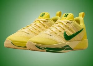 Nike Sabrina 3 Oregon Ducks IU4645-700