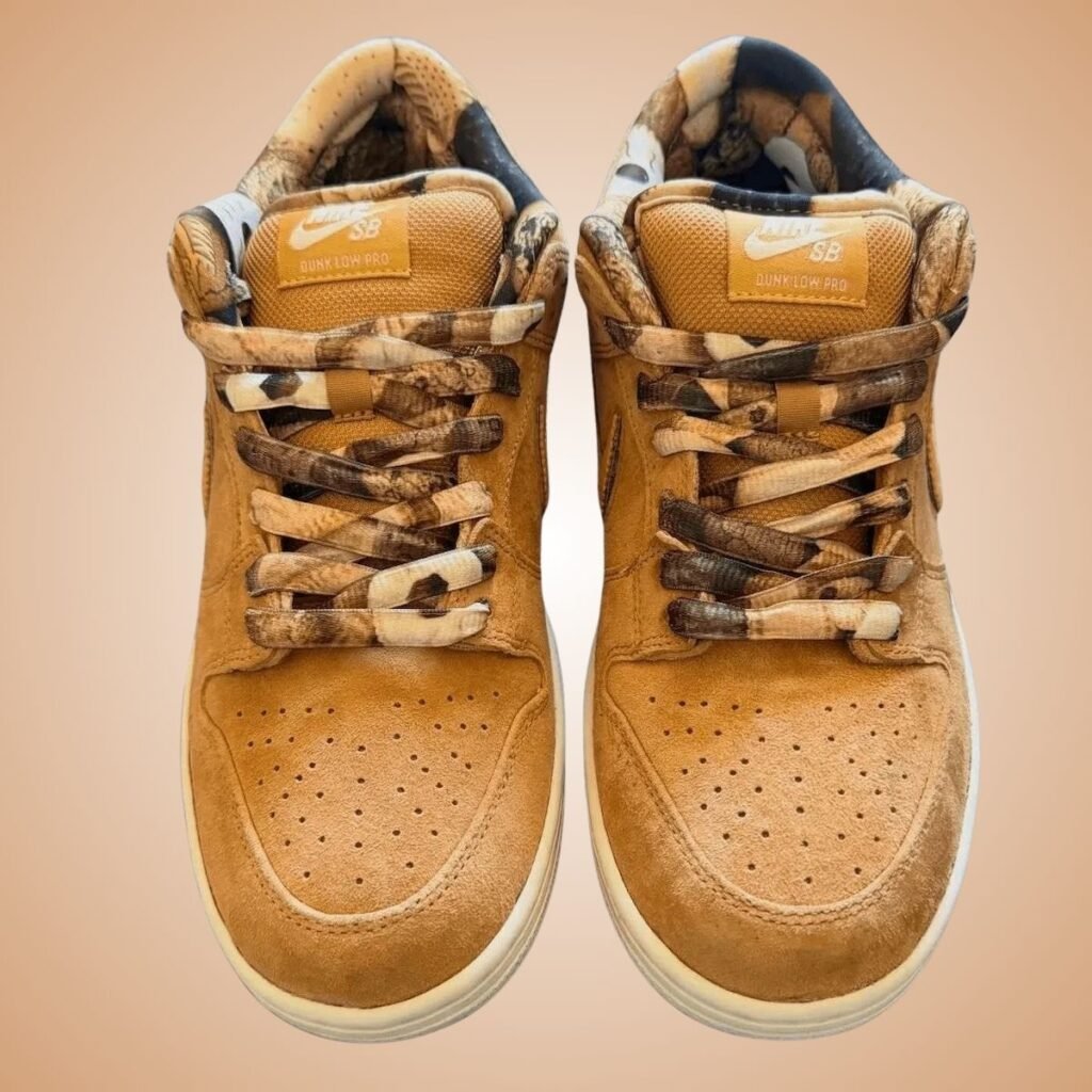 NOTE Manchester Nike SB Dunk Low IO9508-200