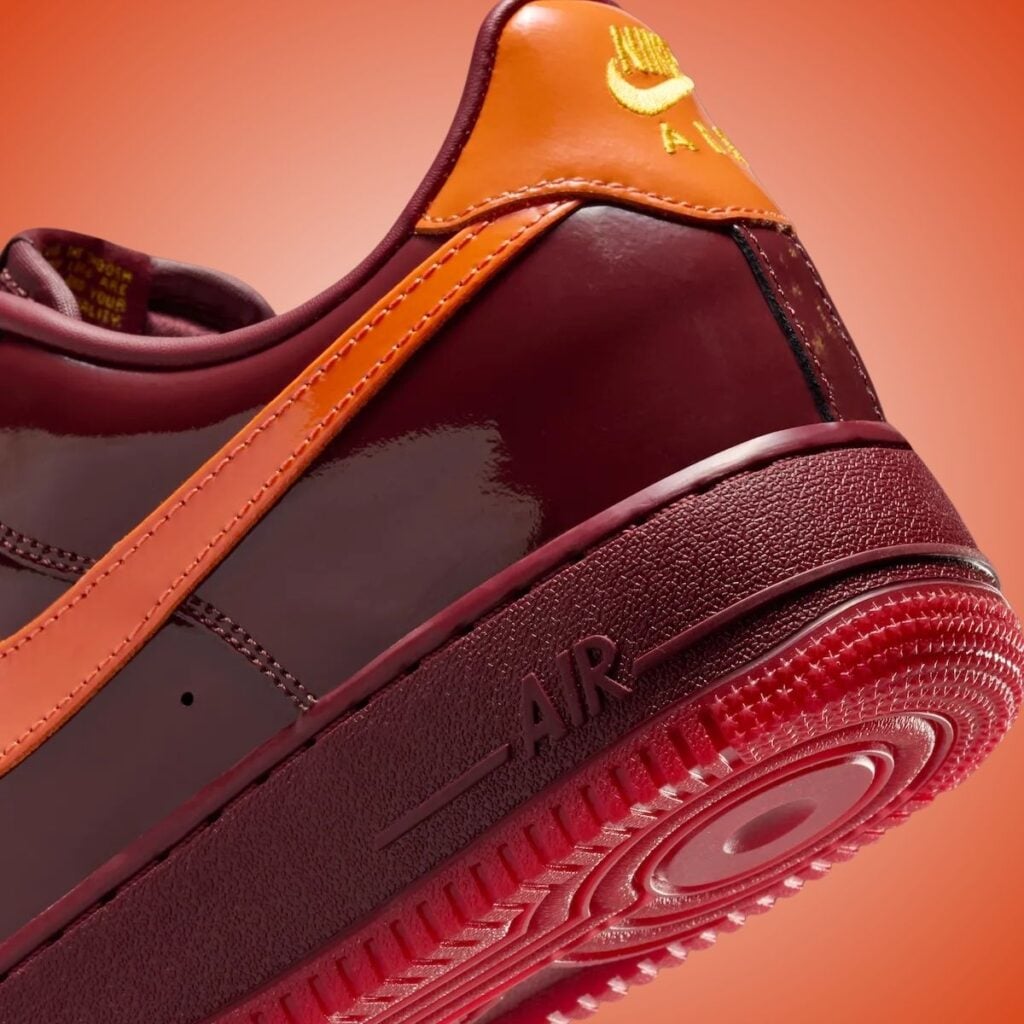 Nike Air Force 1 Low Patent Dark Team Red IO4489-601