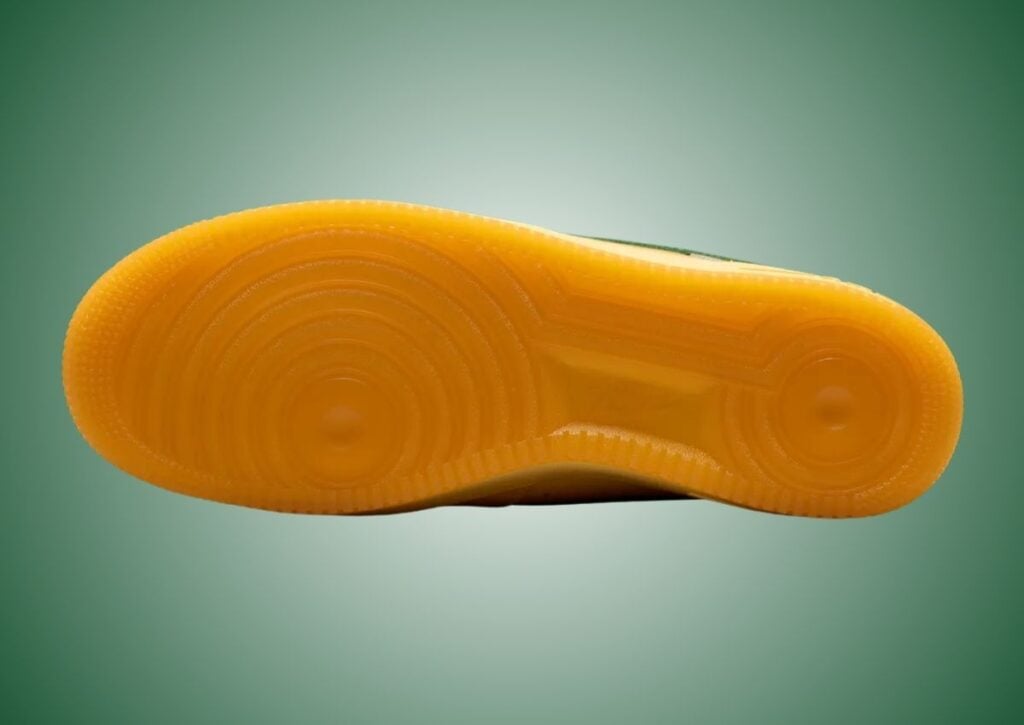 Nike Air Force 1 Low Patent Topaz Gold IO4489-700