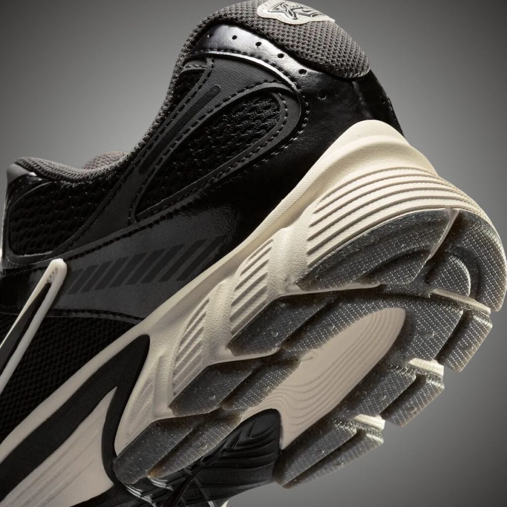 Nike V5 RNR Jackie Robinson Day IQ3723-001