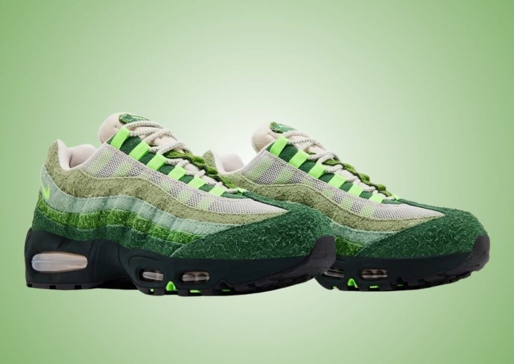 Oregon Ducks DOAF Nike Air Max 95 The Woods IQ3986-300
