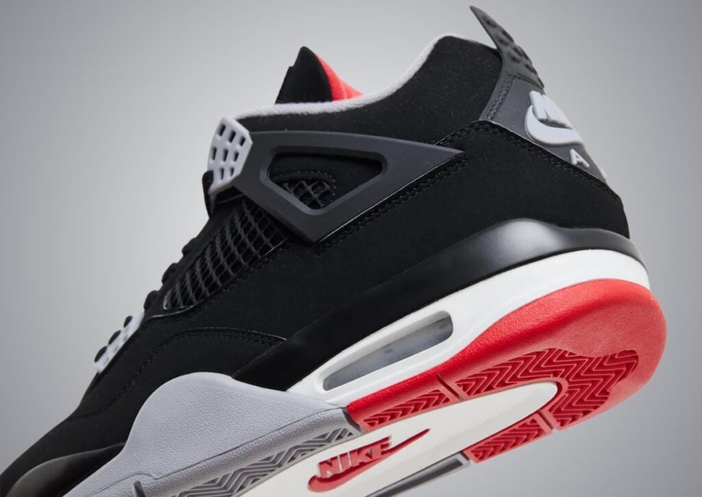 Air Jordan 4 Bred 2026 IX8180-001