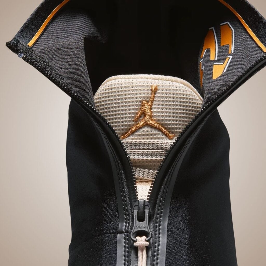 Air Jordan 4028 Black Metallic Gold IR2085-001