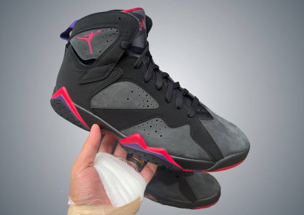 Air Jordan 7 OG Playoffs 2027 JJ5628-001