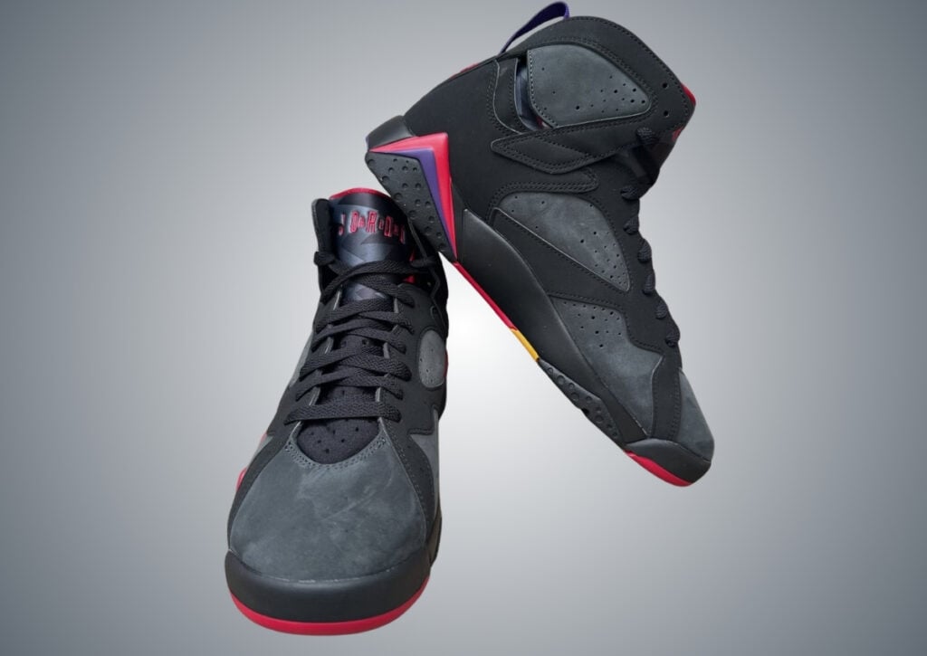 Air Jordan 7 OG Playoffs 2027 JJ5628-001