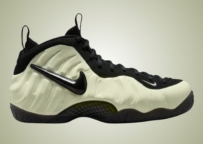 Nike Air Foamposite Pro Glow in the Dark IV6246-100