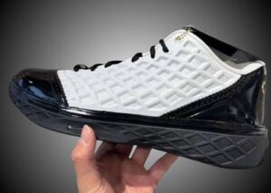 Nike Kobe 3 Low Protro Mambacita IQ3916-100