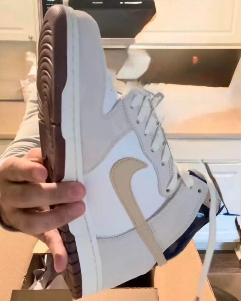 Beyond Nike SB Dunk High IU4491-100