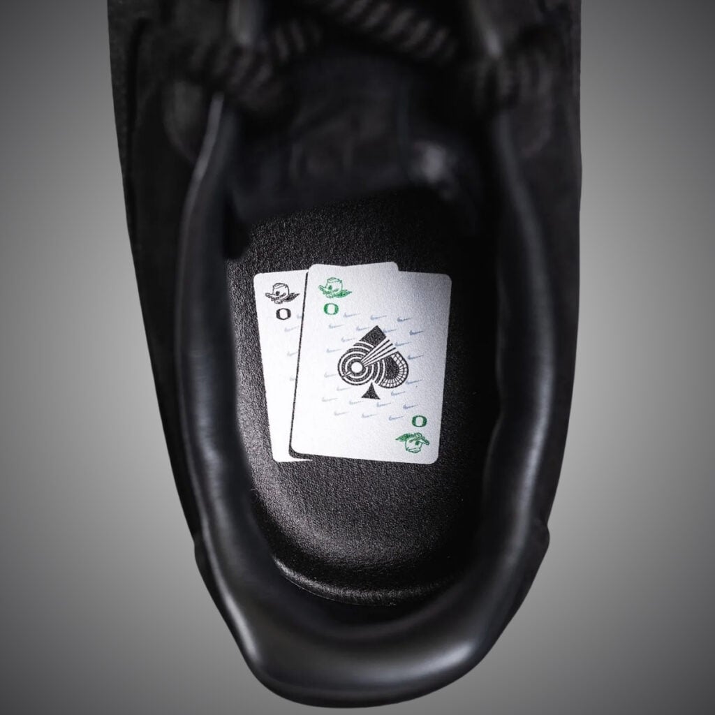 Oregon Ducks Nike Air Force 1 Stealh 2026