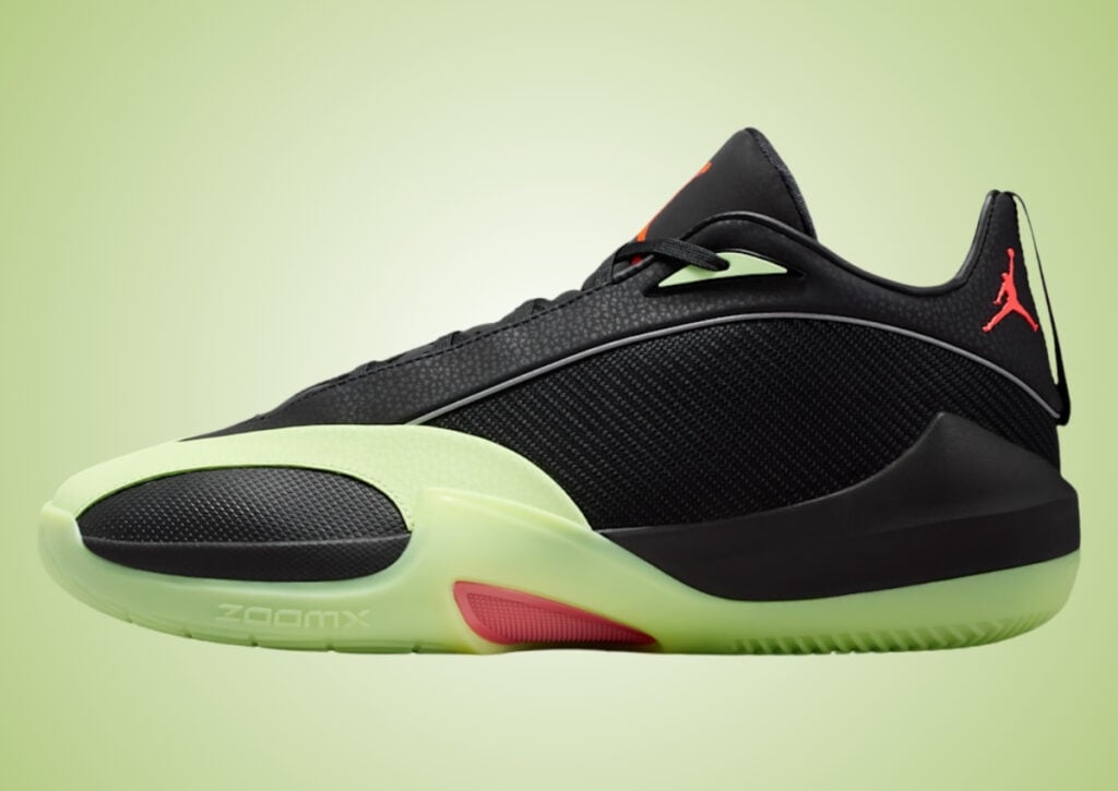 Jordan Triangle Black Barely Volt IB1154-001