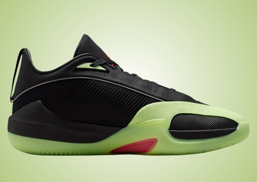 Jordan Triangle Black Barely Volt IB1154-001