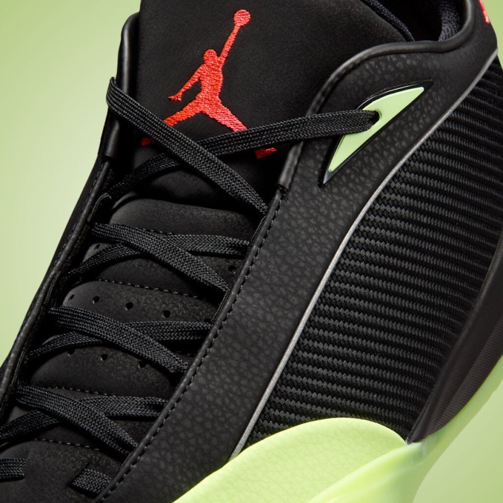Jordan Triangle Black Barely Volt IB1154-001