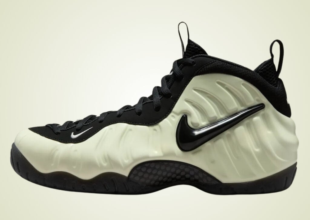 Nike Air Foamposite Pro Glow in the Dark IV6246-100 Release Info