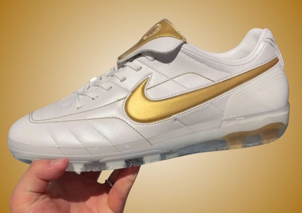 Nike Cryoshot Tiempo Legend R10 White Metallic Gold IQ8164-100
