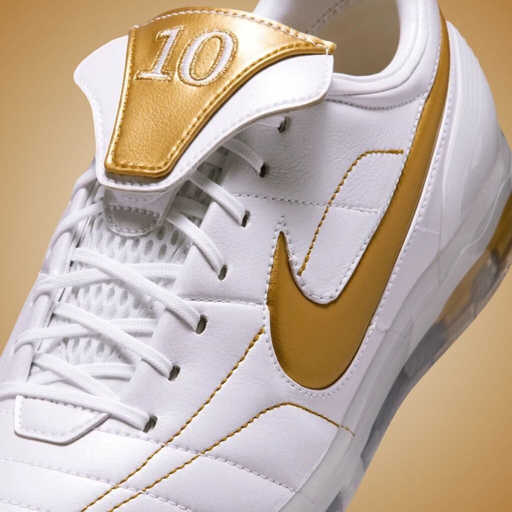 Nike Cryoshot Tiempo Legend R10 White Metallic Gold IQ8164-100