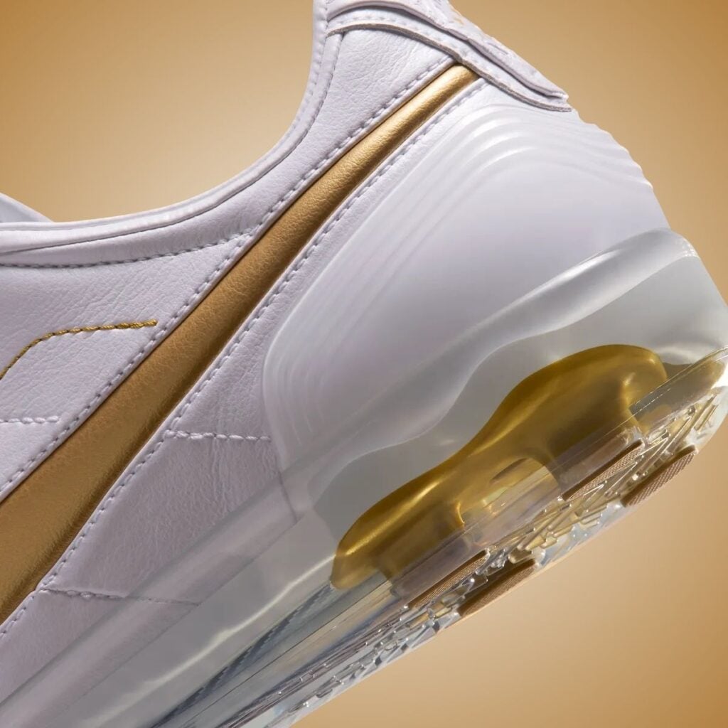 Nike Cryoshot Tiempo Legend R10 White Metallic Gold IQ8164-100