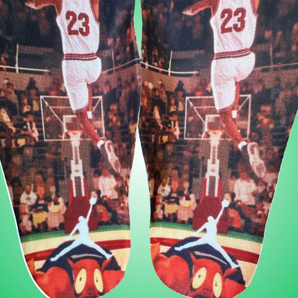 Air Jordan 11 Green Screen Space Jam Monstars IQ5700-900