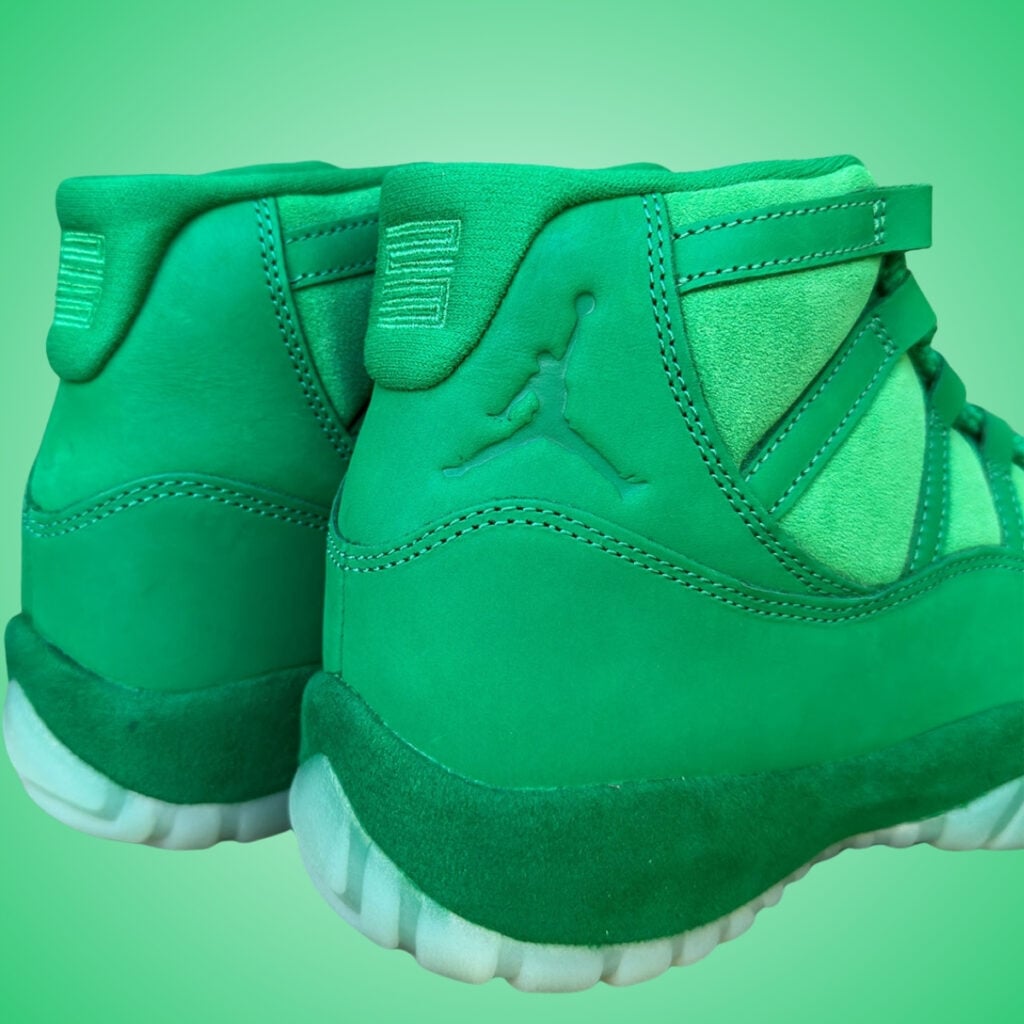 Air Jordan 11 Green Screen Space Jam Monstars IQ5700-900
