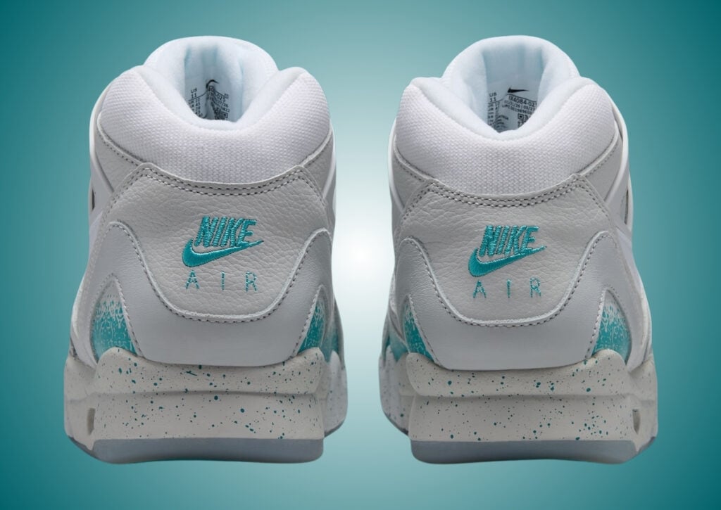 Nike Air Tech Challenge 2 Back to the Future Mag IX4084-025