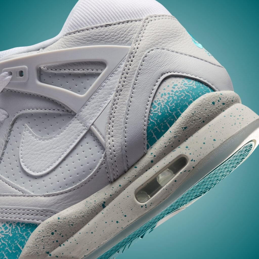Nike Air Tech Challenge 2 Back to the Future Mag IX4084-025