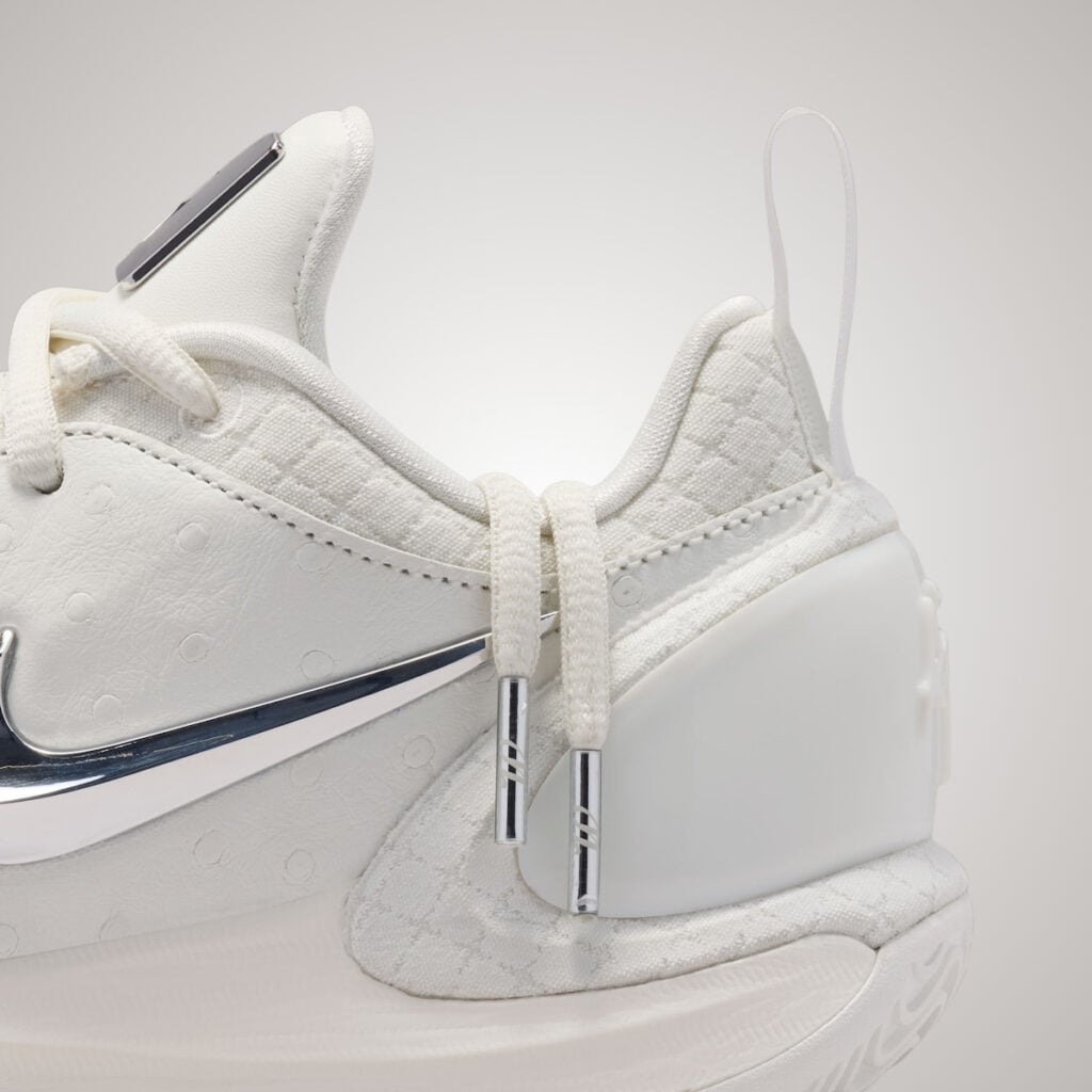 Nike ATwo White Label IX1853-100