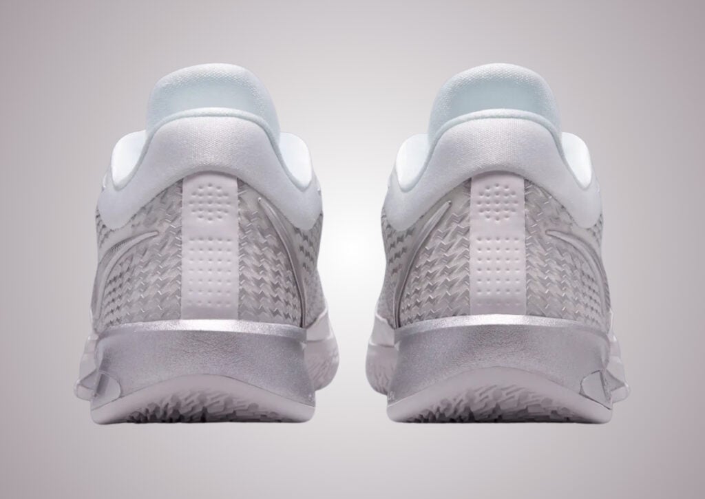 Nike Sabrina 4 Light Work II0402-101