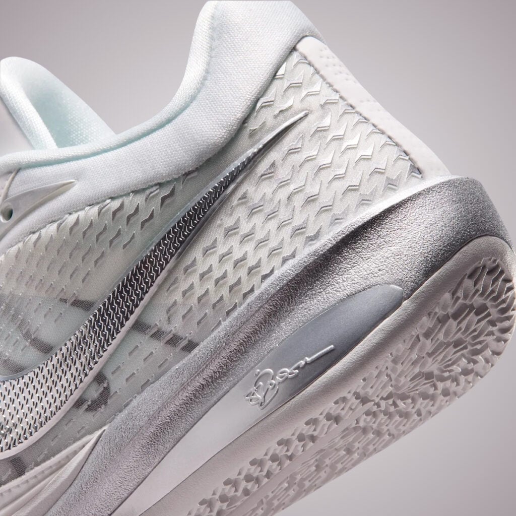 Nike Sabrina 4 Light Work II0402-101