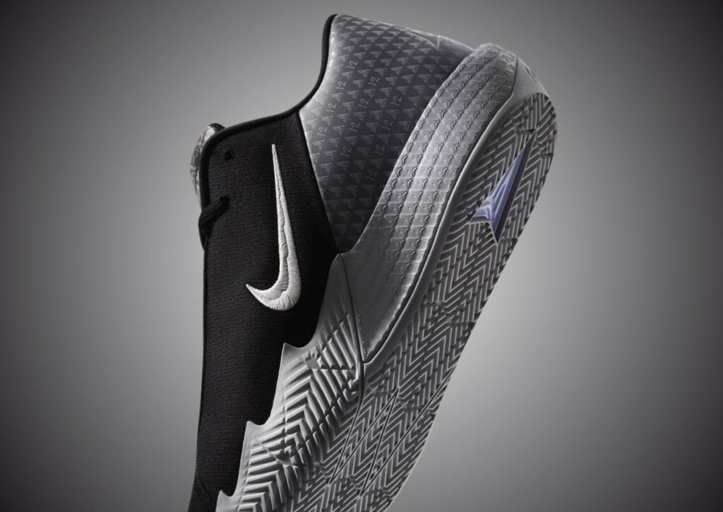 Nike Twelve Time Dark Woods IM4164-003