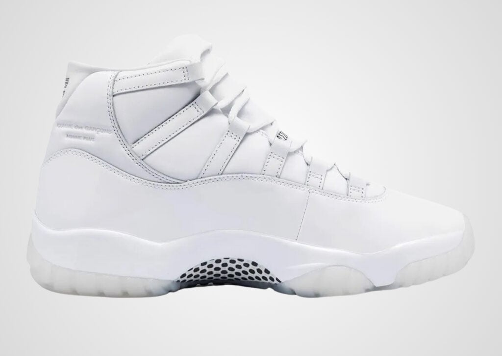 Air Jordan 11 Comme des Garcons White IV7639-100
