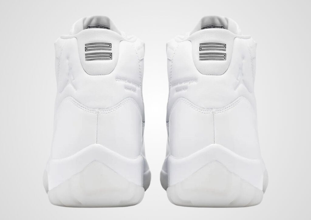 Air Jordan 11 Comme des Garcons White IV7639-100