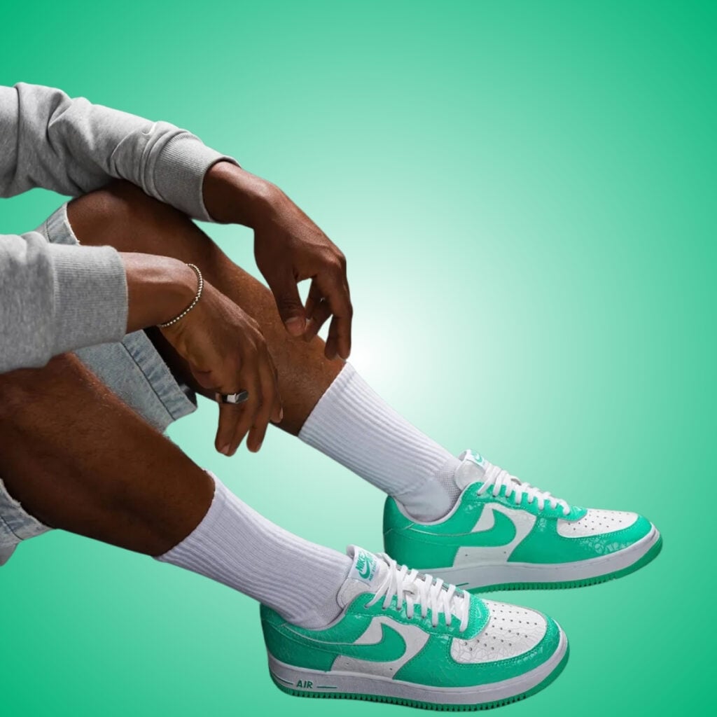 Nike Air Force 1 01 Cracked Leather Pack Release Info