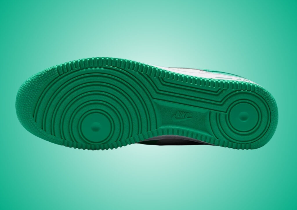 Nike Air Force 1 01 Menta Cracked Leather JA0248-001