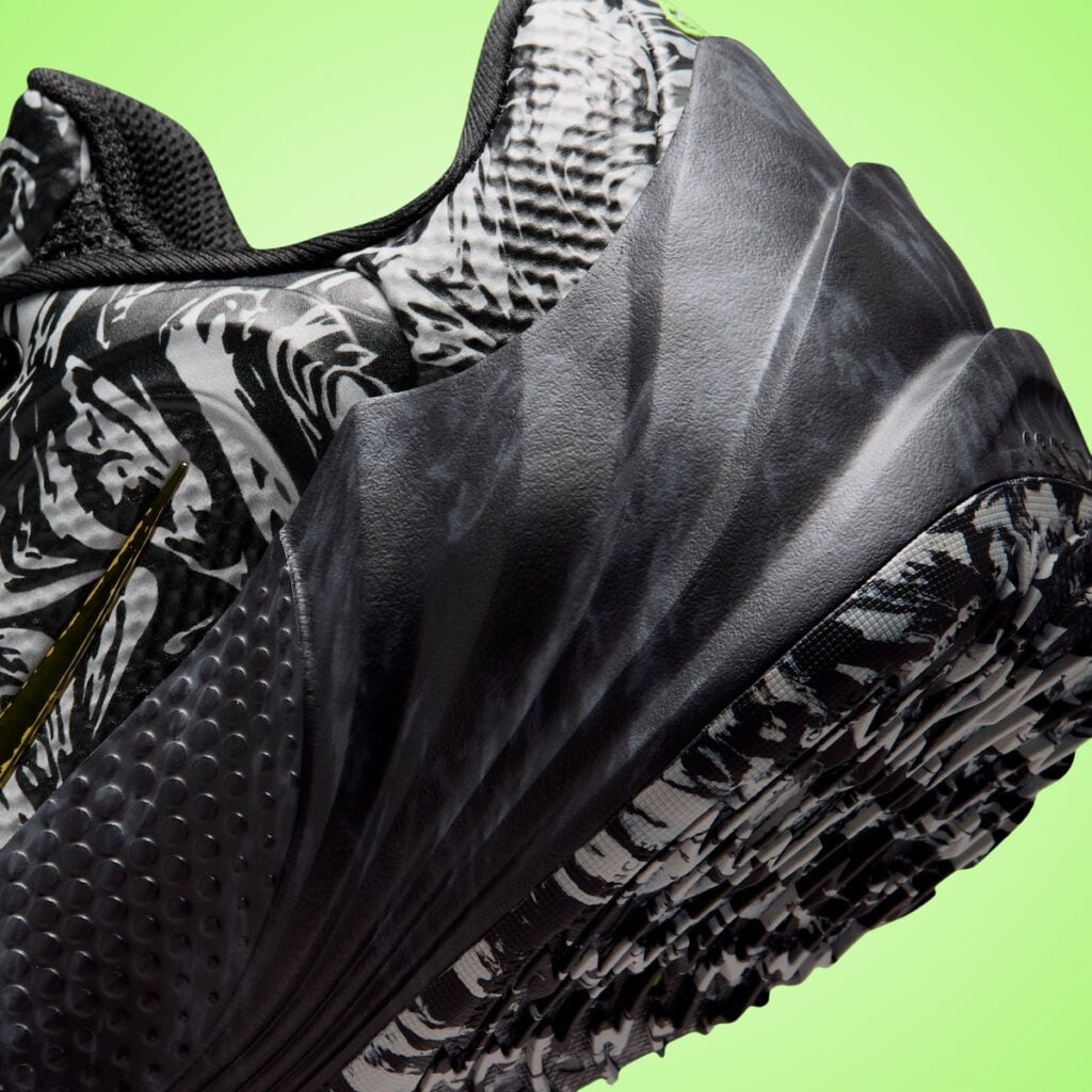 Nike Giannis Freak 8 Etched in Stone IR0238-002