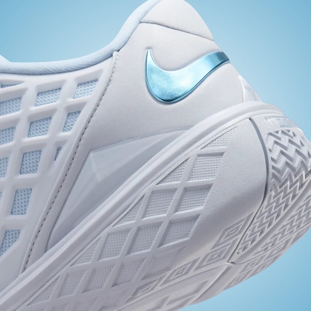 Nike Kobe 3 Low Protro Pure Platinum Armory Blue IV7127-001