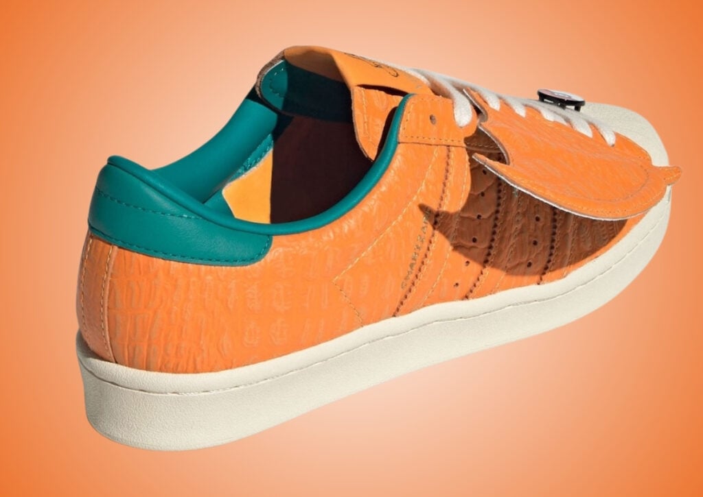 Pokemon adidas Superstar Vintage Charizard KI2861
