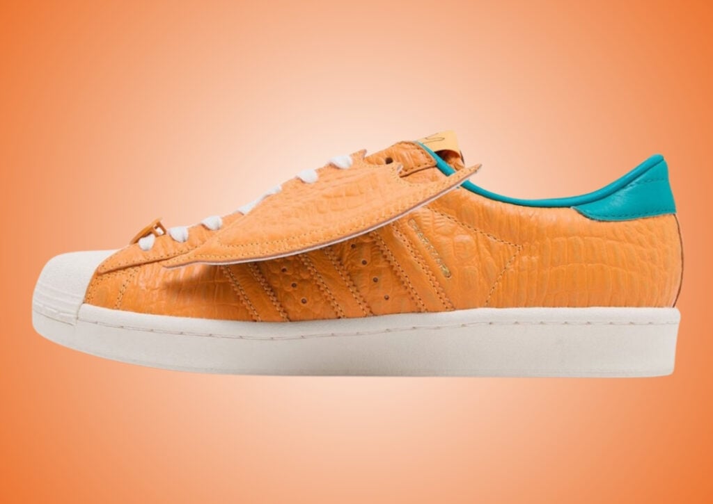 Pokemon adidas Superstar Vintage Charizard KI2861