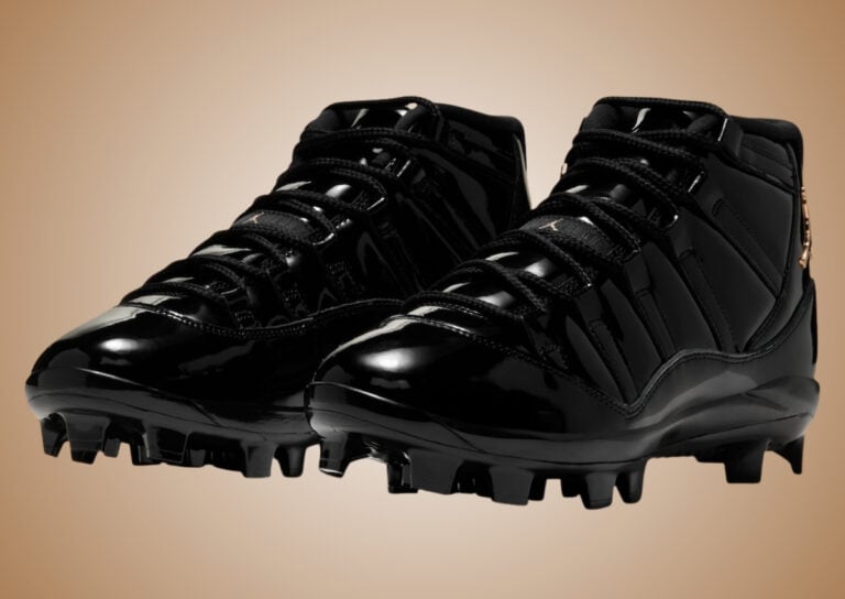 Air Jordan 11 MCS Baseball Cleat Black Metallic Gold HM7326-001
