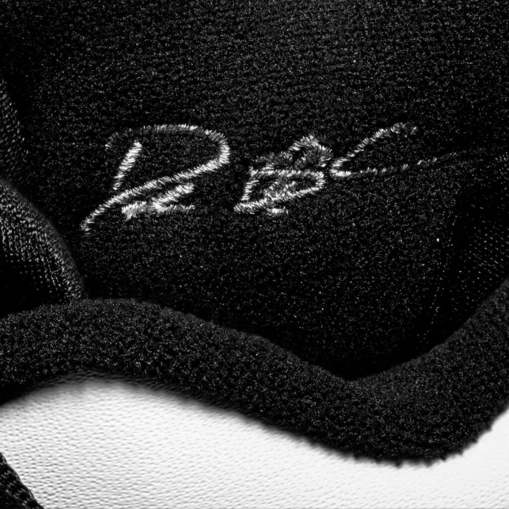 Nike Air Diamond Turf 2 White Black HQ2631-100