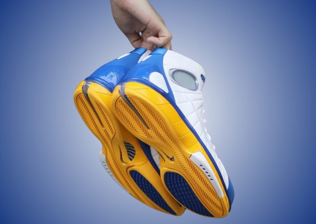 Nike Zoom Huarache 2K4 UCLA IV3782-101