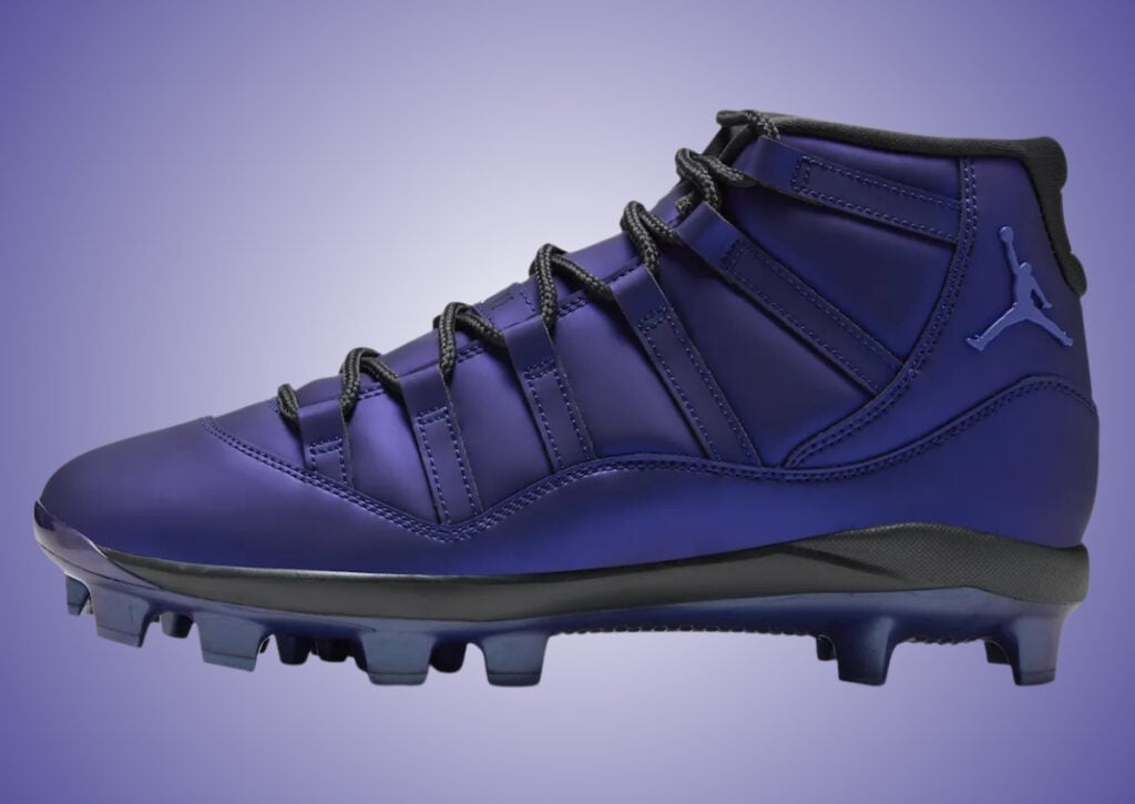 Air Jordan 11 MCS Cleat Space Jam JA7792-400