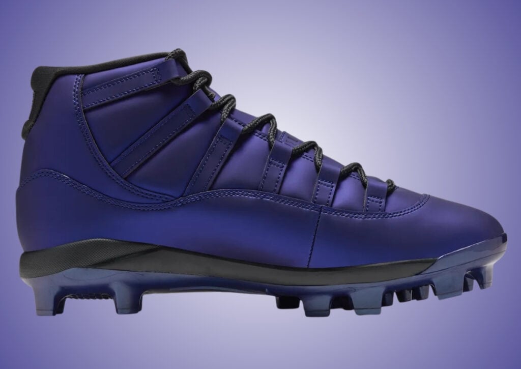 Air Jordan 11 MCS Cleat Space Jam JA7792-400