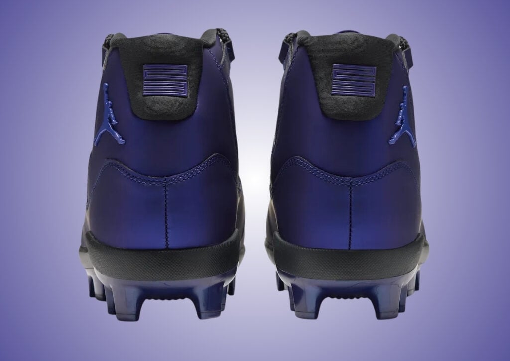 Air Jordan 11 MCS Cleat Space Jam JA7792-400