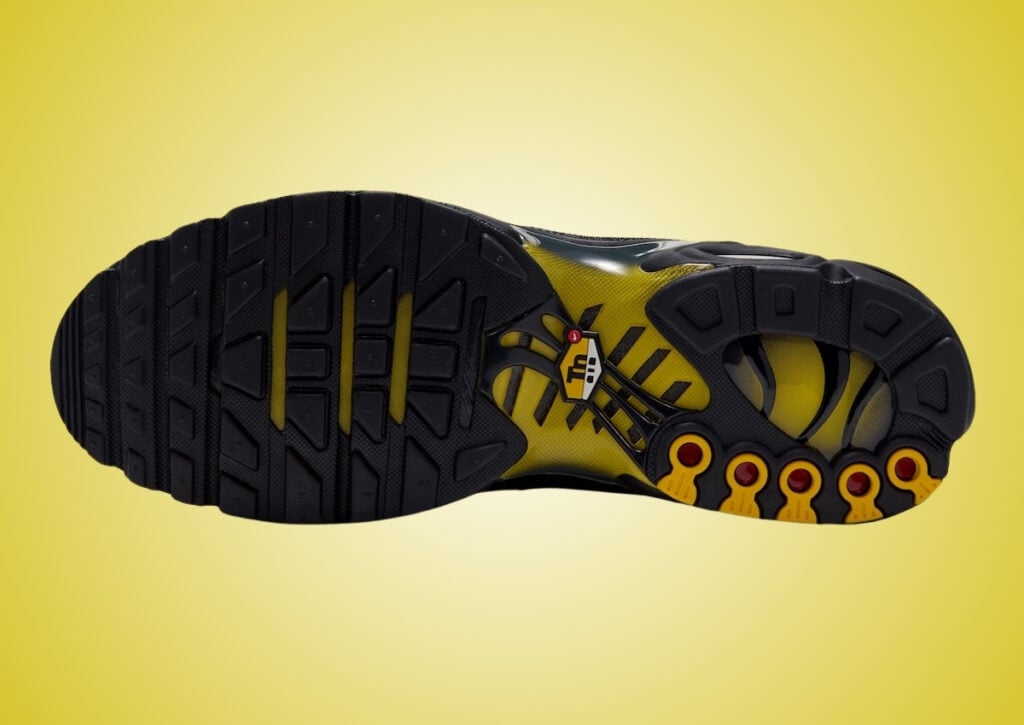 Nike Air Max Plus Batman DM0032-045
